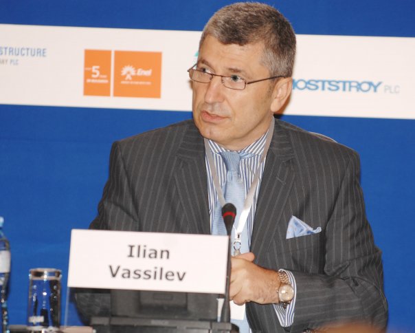 Илиян Василев