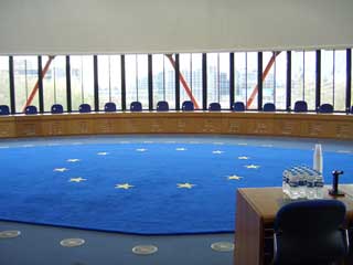 Малката заседателна зала на съда по правата на човека в Страсбург