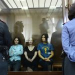 Съдът призна трите подсъдими участничките в пънк групата „Пуси райът” за виновни по обвинения в хулиганство