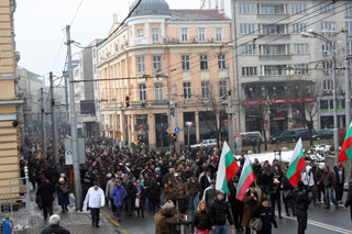 ТОК, ЦЕНИ И ПРОТЕСТИ