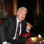 Ако някой се чуди какво ли прави Волен Сидеров в момента...
