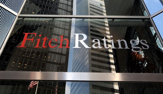 Fitch предупреждава България да внимава с дълга