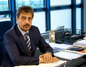 Цветан Василев: Апетитите към „Виваком”-НУРТС са една от причините за атака срещу КТБ