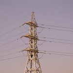 От няколко дни интелигентни политици говорят странни неща за енергетиката