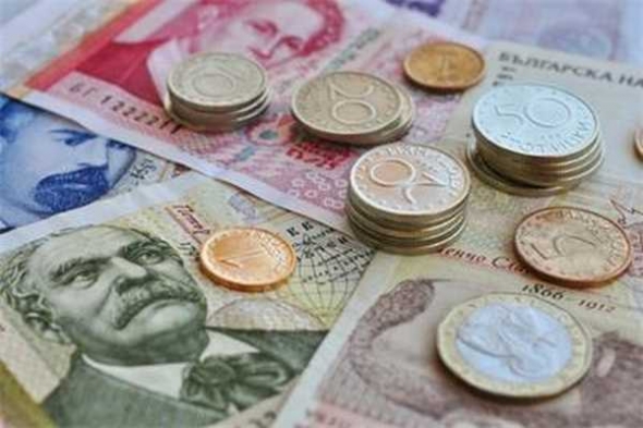 Предприятията съкращават инвестициите с над 30% през 2015 г.