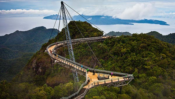 The Langkawi Sky Bridge - мостът до Рая