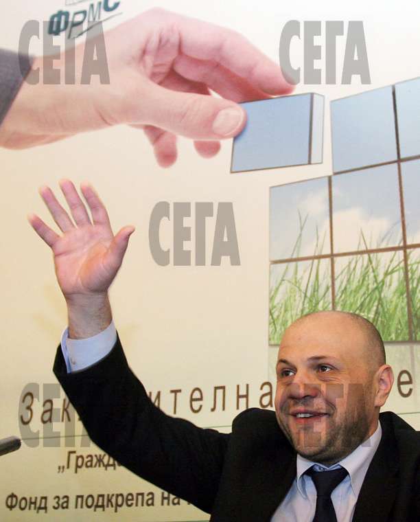 Българската икономика разчита прекалено много на европарите