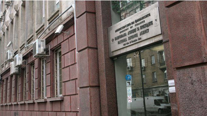 Възстановяват ДДС на някои фирми по-бързо и без проверка