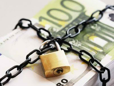 Кредиторите ще запорират сметки на длъжници в чужбина