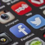 Затворена група във Facebook предупреждава за данъчни проверки