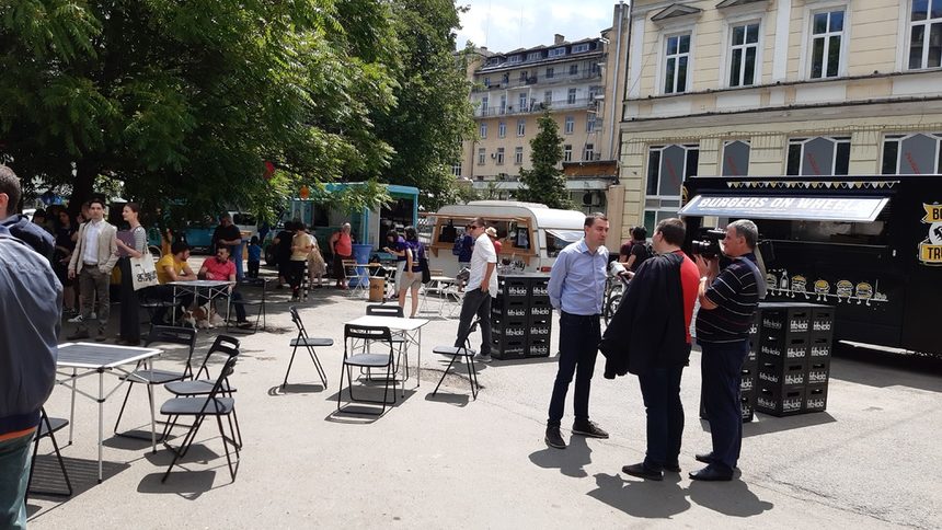 Площад зад Централна баня става софийски вариант на пловдивския „Капана”