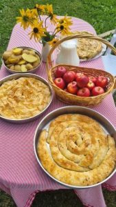 „Завещано от дядо, наречено от баба“ възстановява традиции и обичаи в Родопите
